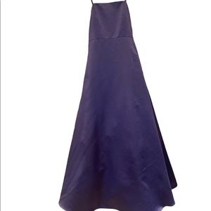 DAVIDS BRIDAL FORMAL DRESS SZ 10. PLUM